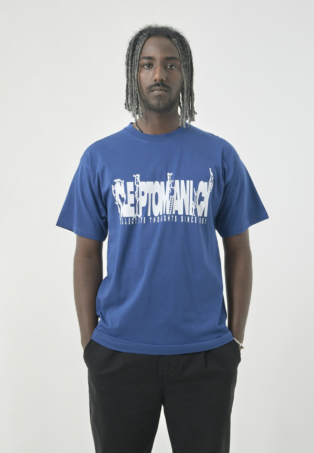 Футболка с принтом TEE COLLECTIVE Cleptomanicx, синий
Футболка с принтом TEE COLLECTIVE Cleptomanicx, синий