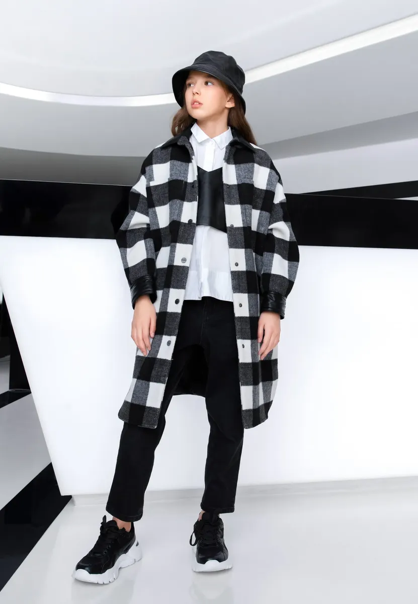 Полупальто Gulliver в клетку, черно-белый
Полупальто Gulliver в клетку, черно-белый