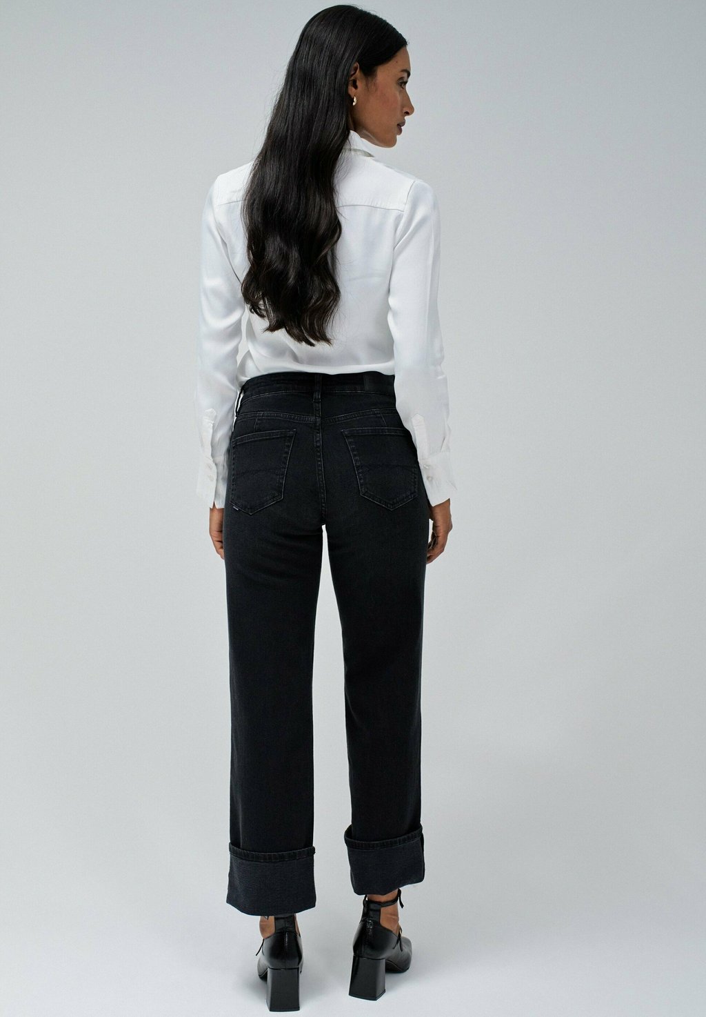 Джинсы прямого кроя TRUE Salsa Jeans, черный
Джинсы прямого кроя TRUE Salsa Jeans, черный