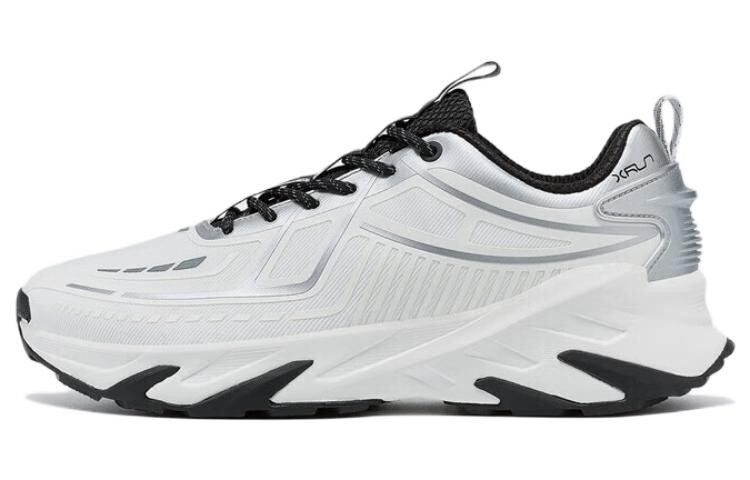 Кроссовки мужские с низким верхом Sail Белый/серебристый/черный Xtep
Кроссовки мужские с низким верхом Sail Белый/серебристый/черный Xtep