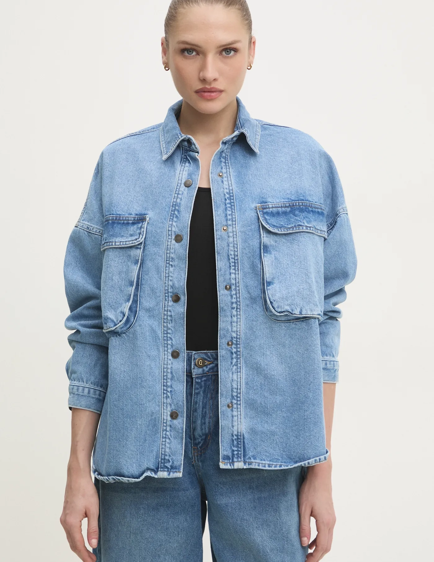 Джинсовая рубашка Answear Lab, синий
Джинсовая рубашка Answear Lab, синий