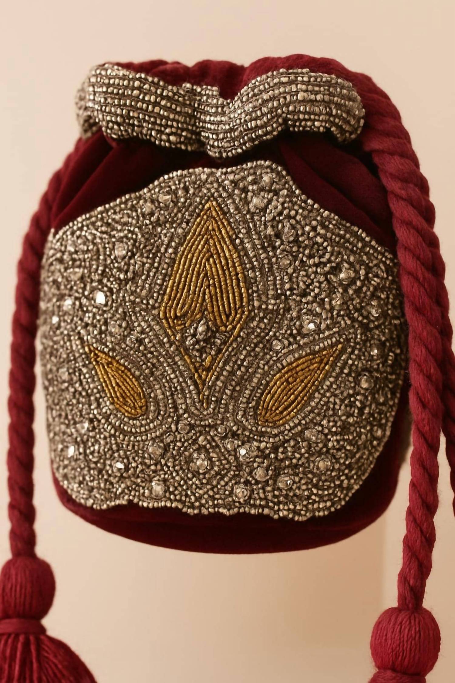 Guadalupe Design Женская косметичка Tory красного цвета
Guadalupe Design Женская косметичка Tory красного цвета