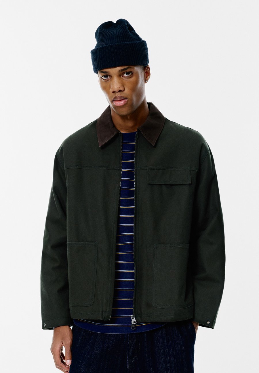 Куртка PULL&BEAR COLLAR, Khaki
Куртка PULL&BEAR COLLAR, Khaki