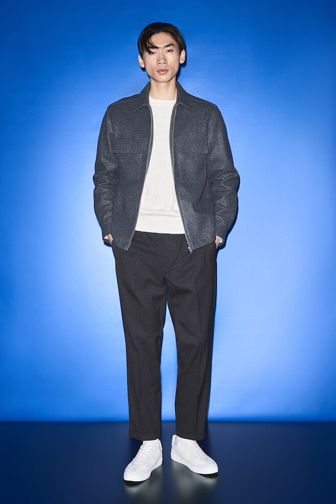 Элегантные брюки приталенного кроя H&M, серый
Элегантные брюки приталенного кроя H&M, серый