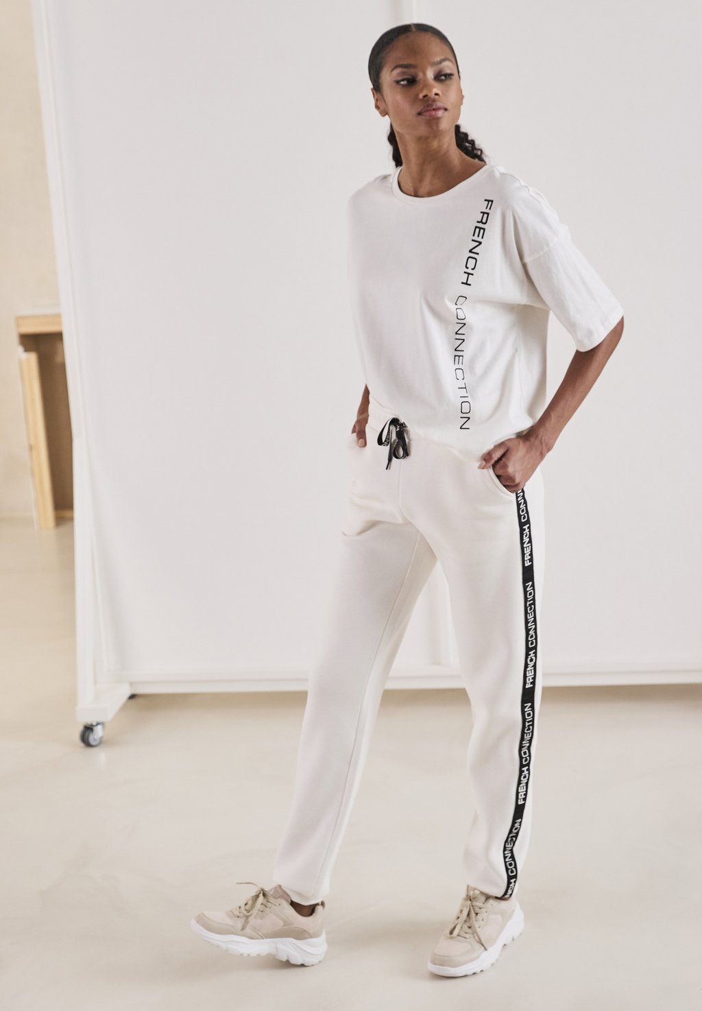 Спортивные брюки French Connection, белый
Спортивные брюки French Connection, белый