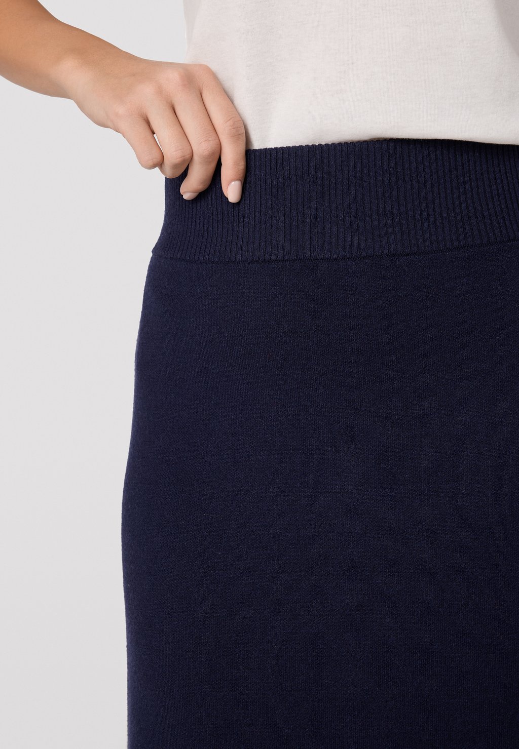 Юбка А-силуэта QUIOSQUE, темно-синий
Юбка А-силуэта QUIOSQUE, темно-синий