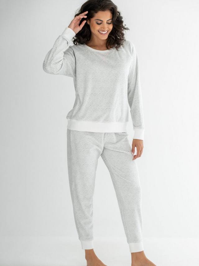 Уютный комплект пижамы из флиса: худи и джоггеры Pour Moi
Уютный комплект пижамы из флиса: худи и джоггеры Pour Moi