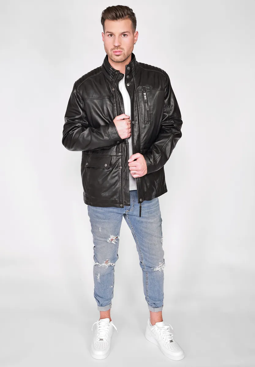 Кожаная куртка JCC "3102161", черный
Кожаная куртка JCC "3102161", черный
