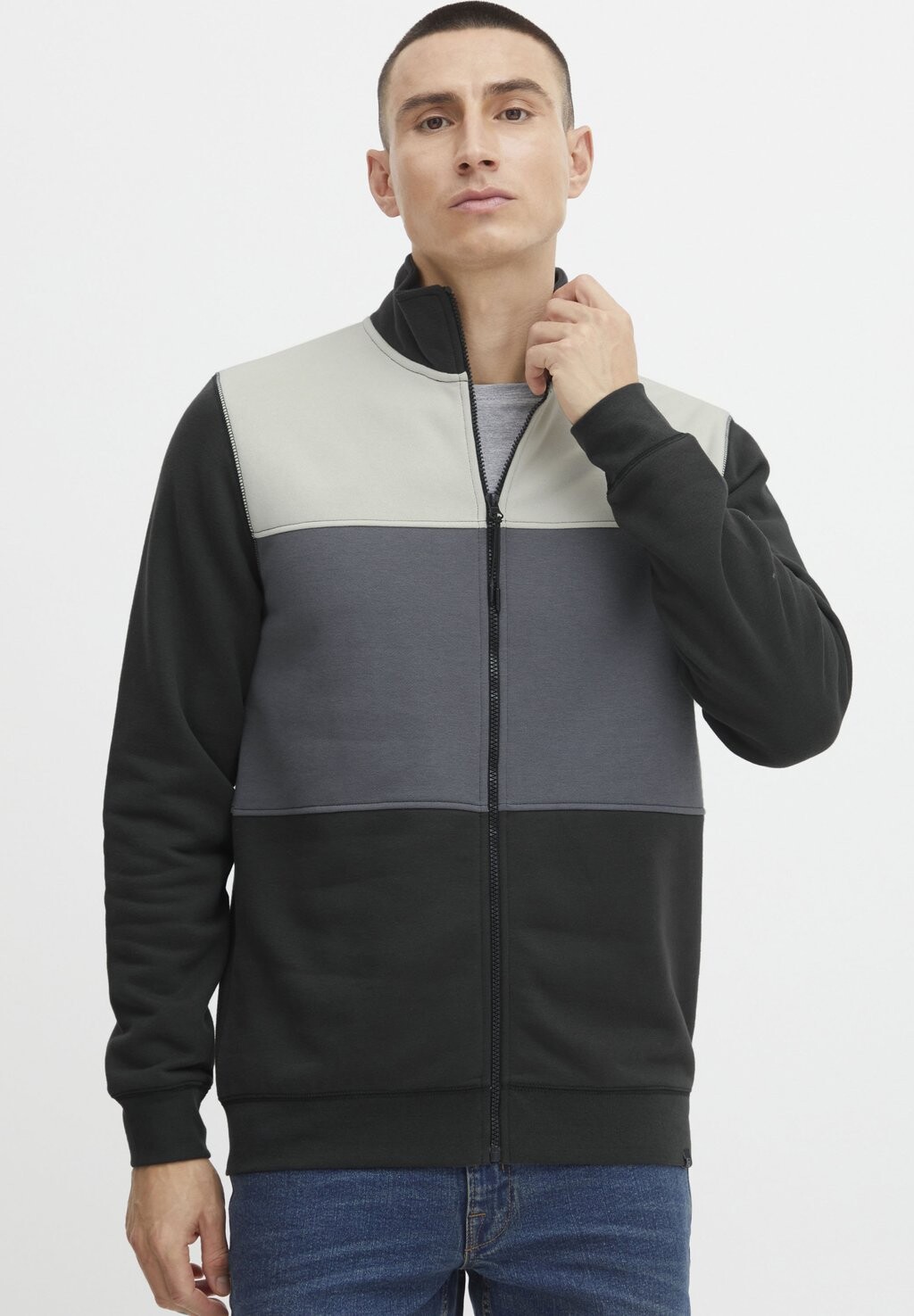 Толстовка BHBLOCK Blend, цвет black
Толстовка BHBLOCK Blend, цвет black