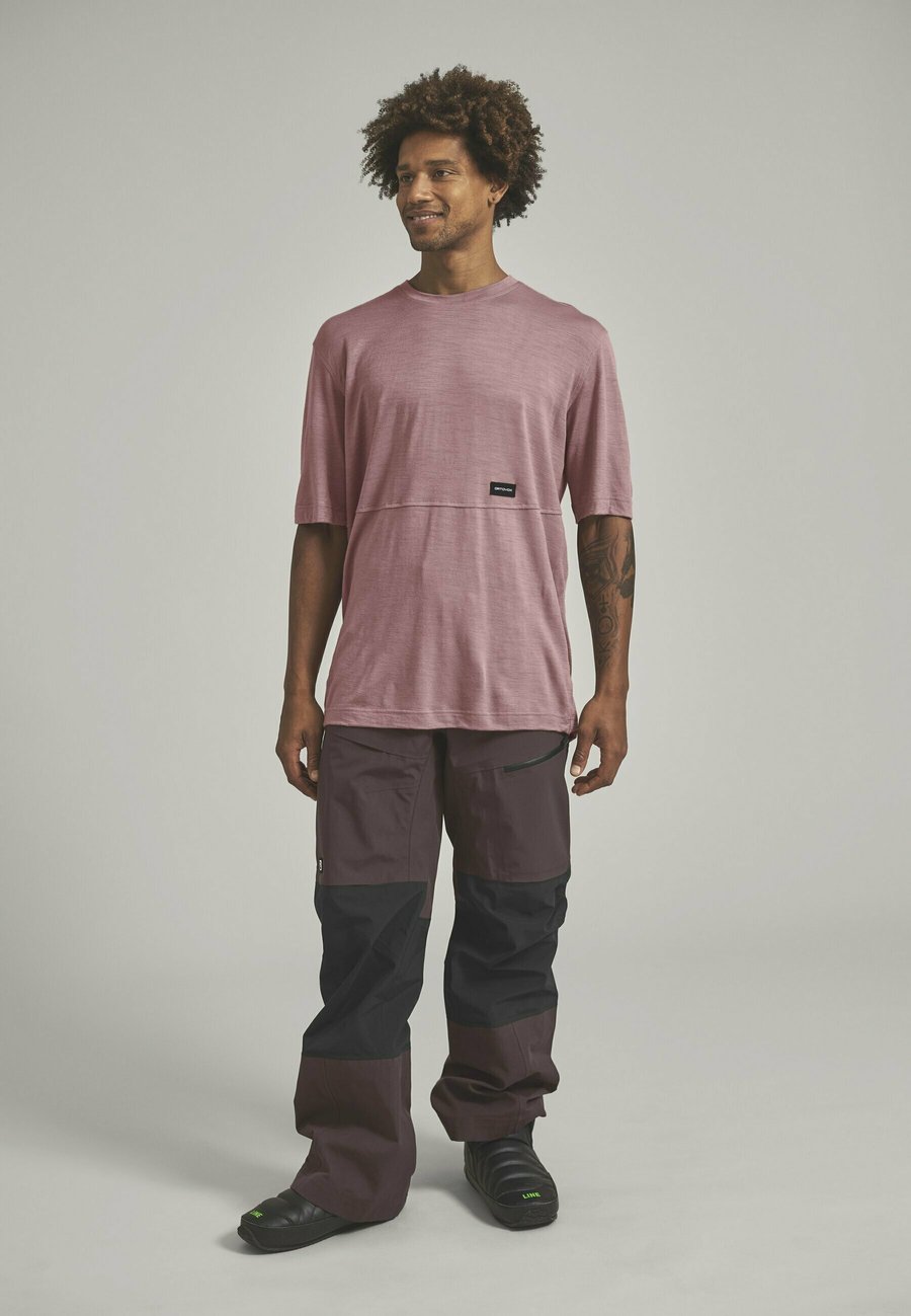 Футболка ORTOVOX 185 PATCH, Dusk Rose/Mauve, Розовый, Футболка ORTOVOX 185 PATCH, Dusk Rose/Mauve
Футболка ORTOVOX 185 PATCH, Dusk Rose/Mauve, Розовый, Футболка ORTOVOX 185 PATCH, Dusk Rose/Mauve