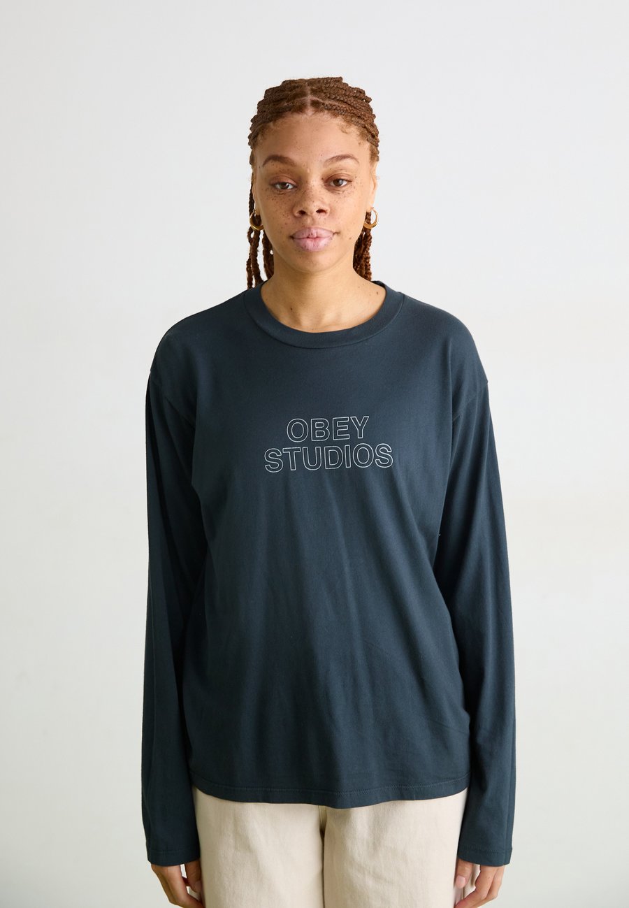 Топ Obey Clothing STUDIOS OUTLINE, Black
Топ Obey Clothing STUDIOS OUTLINE, Black