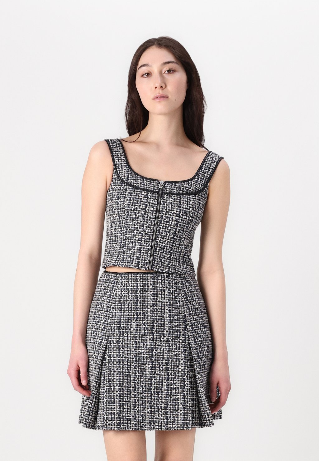 Топ CUSENE - Blouse HUGO, черный
Топ CUSENE - Blouse HUGO, черный