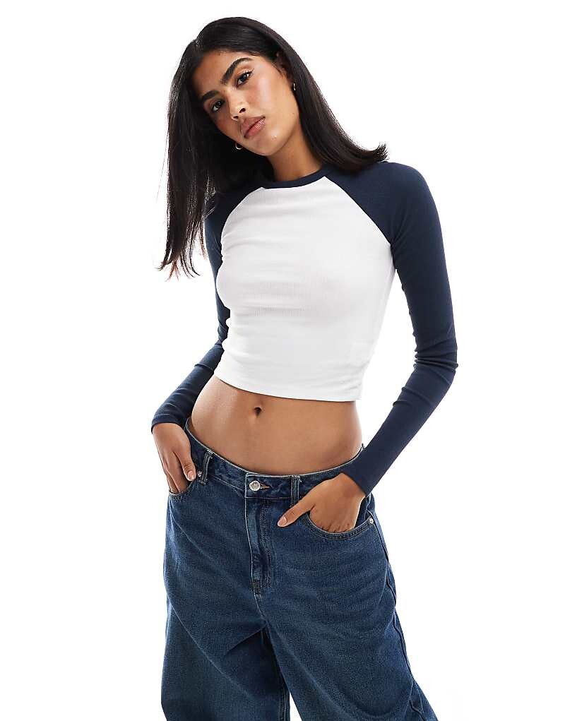Pull&Bear – белая рубашка с длинными рукавами и длинными рукавами реглан цвета экрю
Pull&Bear – белая рубашка с длинными рукавами и длинными рукавами реглан цвета экрю