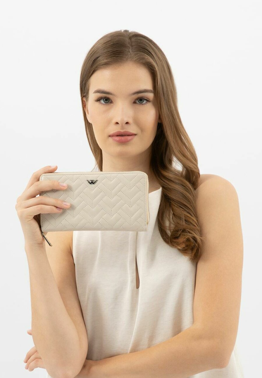 Кошелек Wojas Wallet, Beige /Beige
Кошелек Wojas Wallet, Beige /Beige