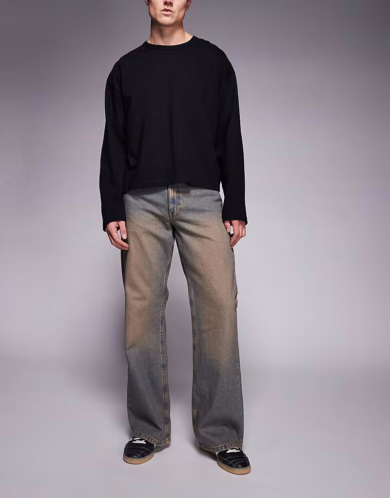 Джинсы с широкими штанинами, средне-синие с оттенком Asos Design
Джинсы с широкими штанинами, средне-синие с оттенком Asos Design