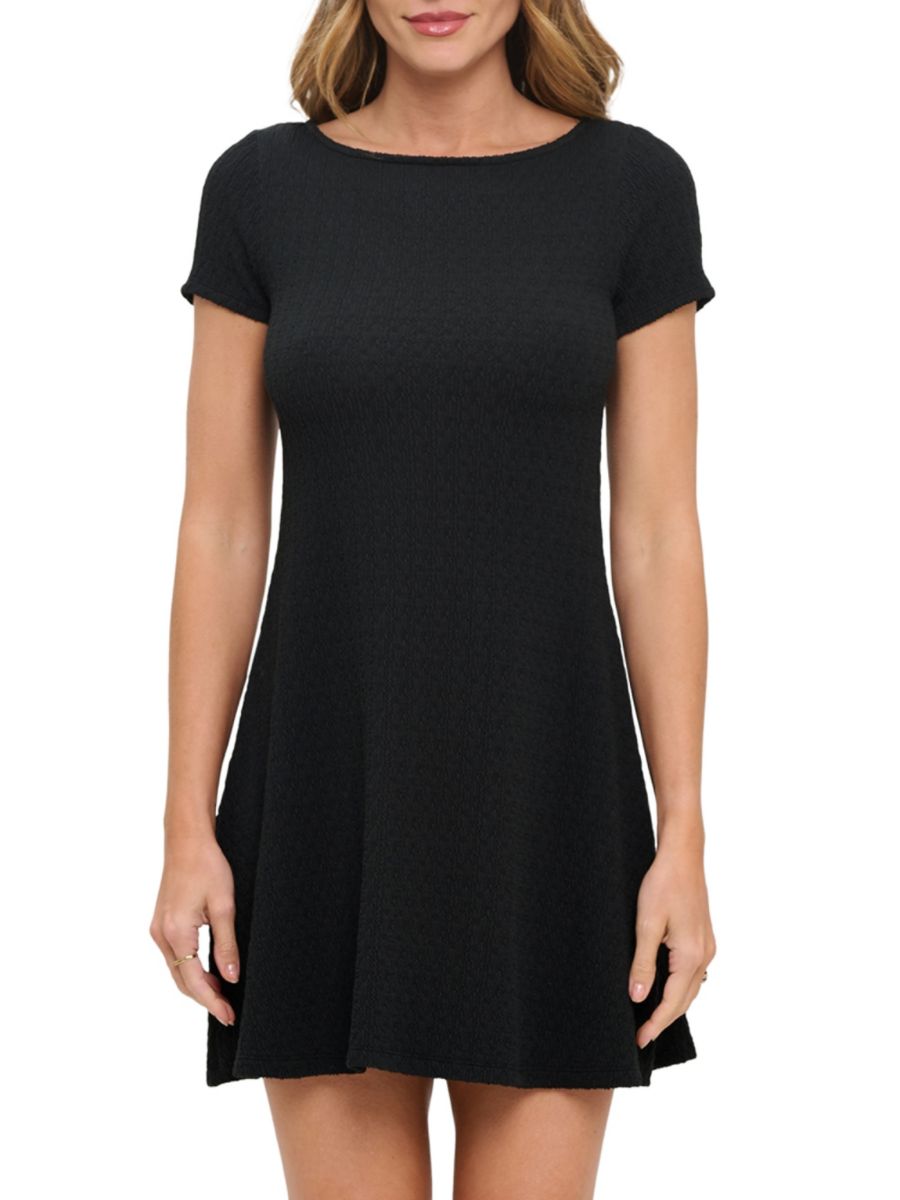 Мини-платье с короткими рукавами и текстурированной отделкой Renee C., черный 
Мини-платье с короткими рукавами и текстурированной отделкой Renee C., черный