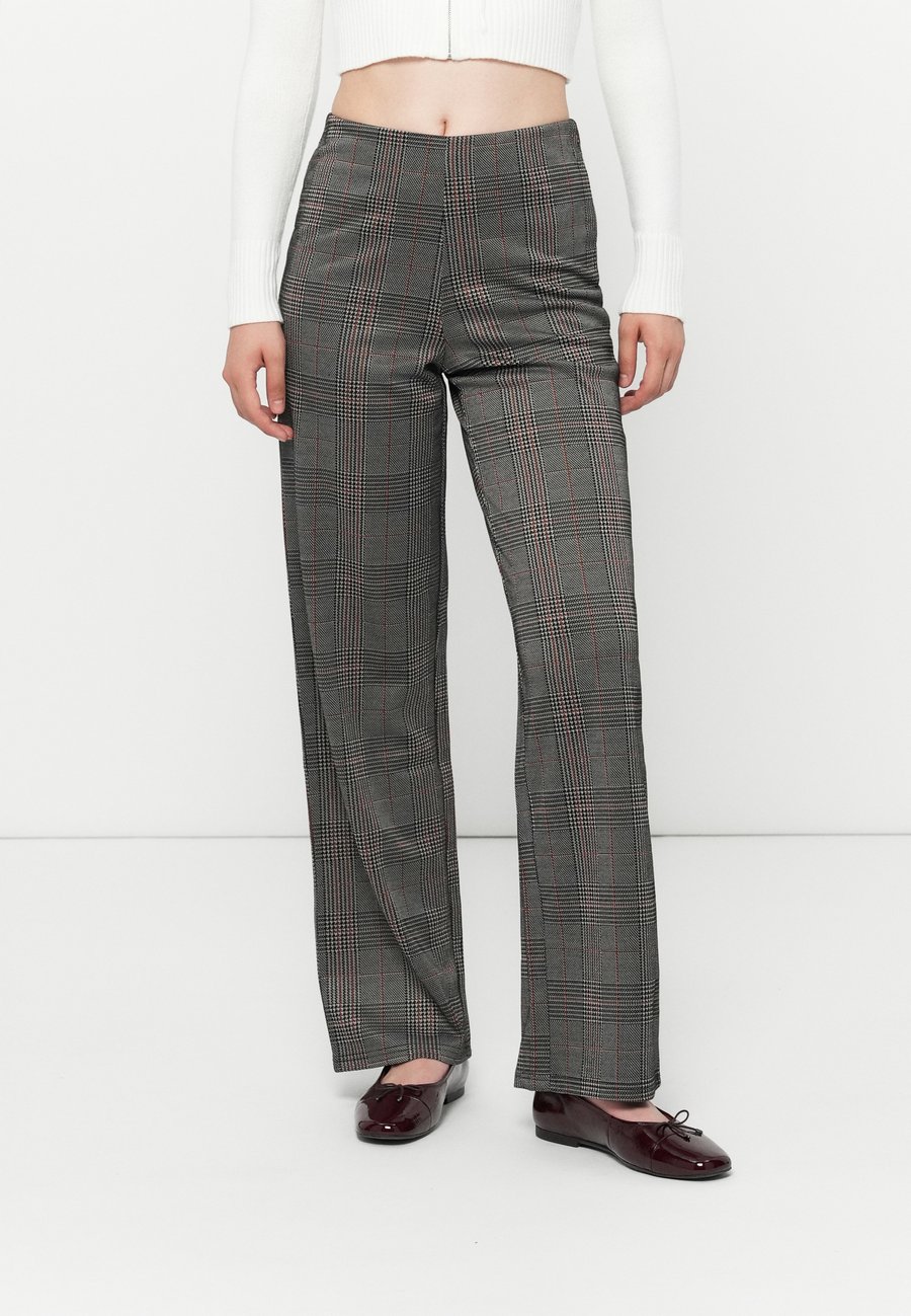 Брюки ONLY ONLFINE WIDE PANT BOX, Seal Brown/Dark Brown
Брюки ONLY ONLFINE WIDE PANT BOX, Seal Brown/Dark Brown