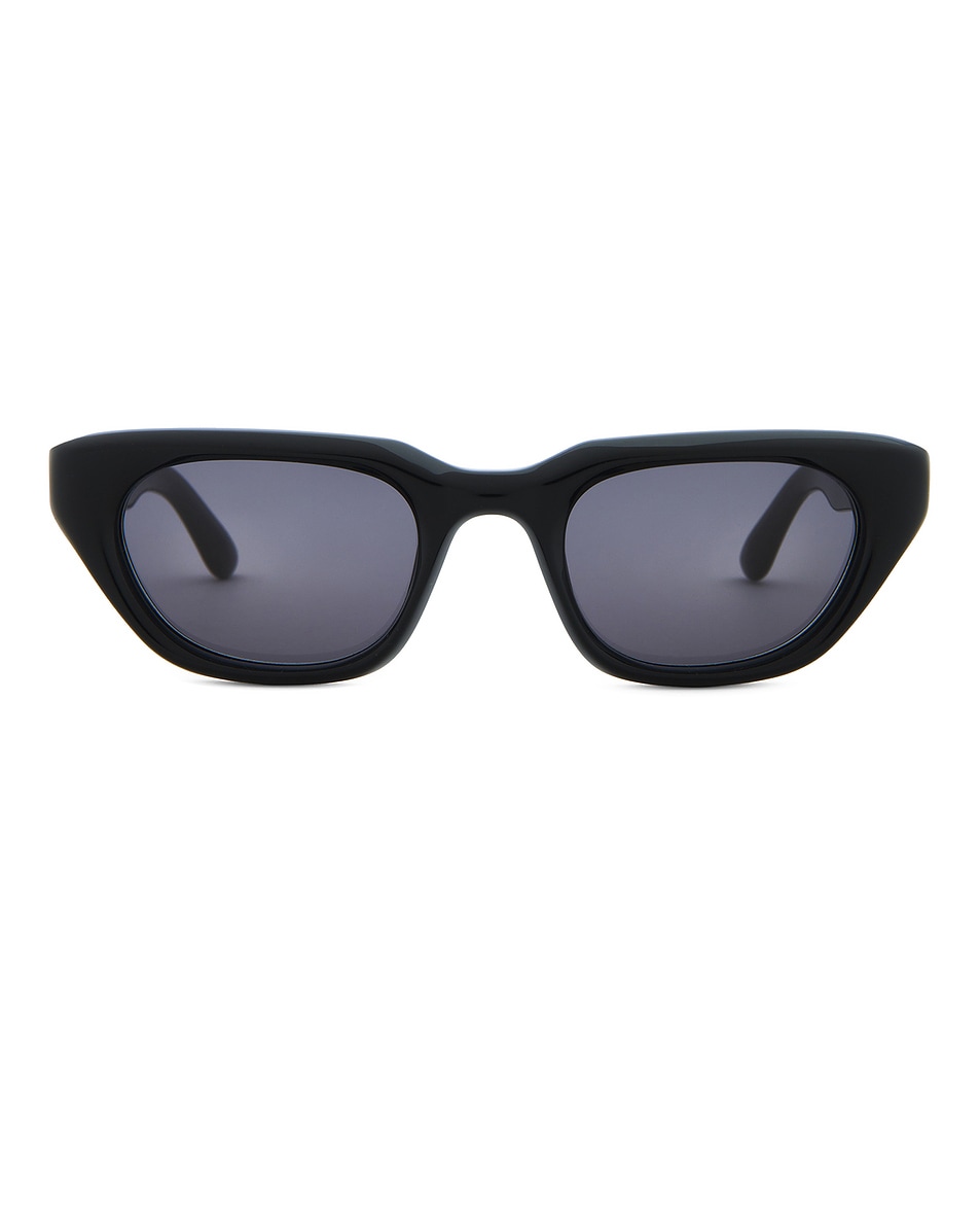 Солнцезащитные очки X17 Chimi, Black
Солнцезащитные очки X17 Chimi, Black