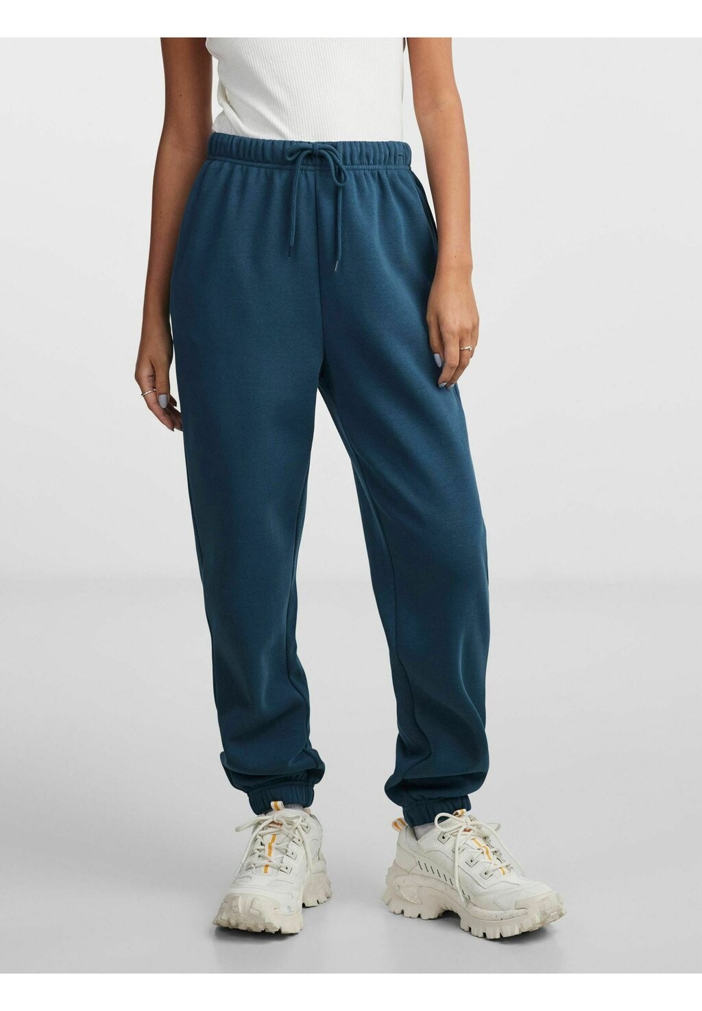 Спортивные брюки PCCHILLI HW NOOS BC Pieces, отражающий пруд
Спортивные брюки PCCHILLI HW NOOS BC Pieces, отражающий пруд