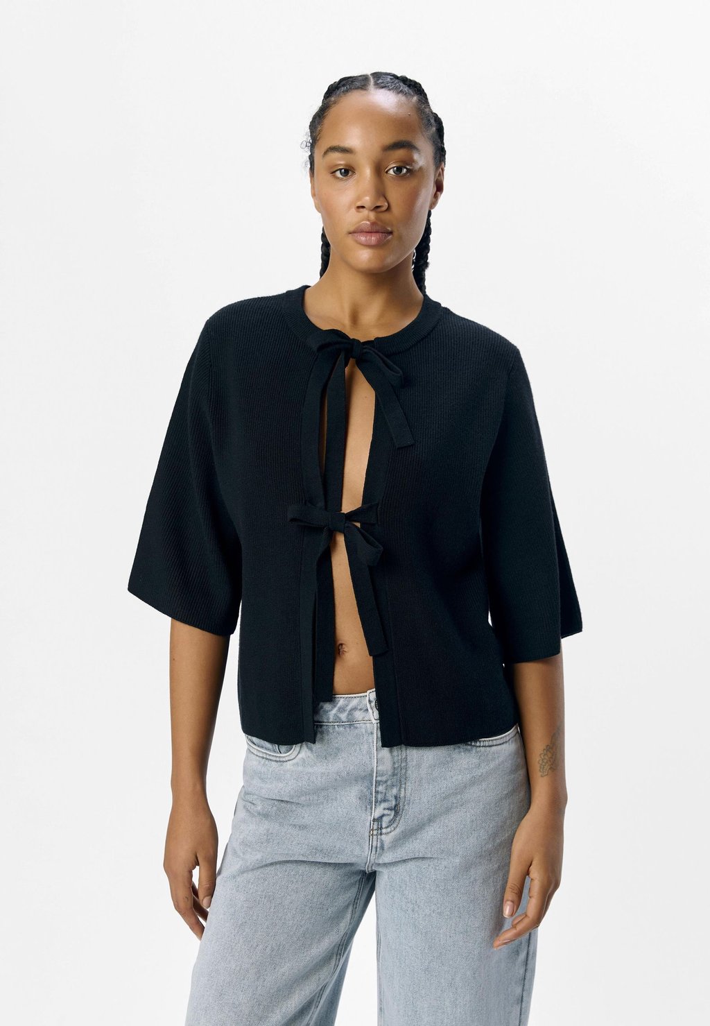 Кардиган PARVI Object, черный
Кардиган PARVI Object, черный