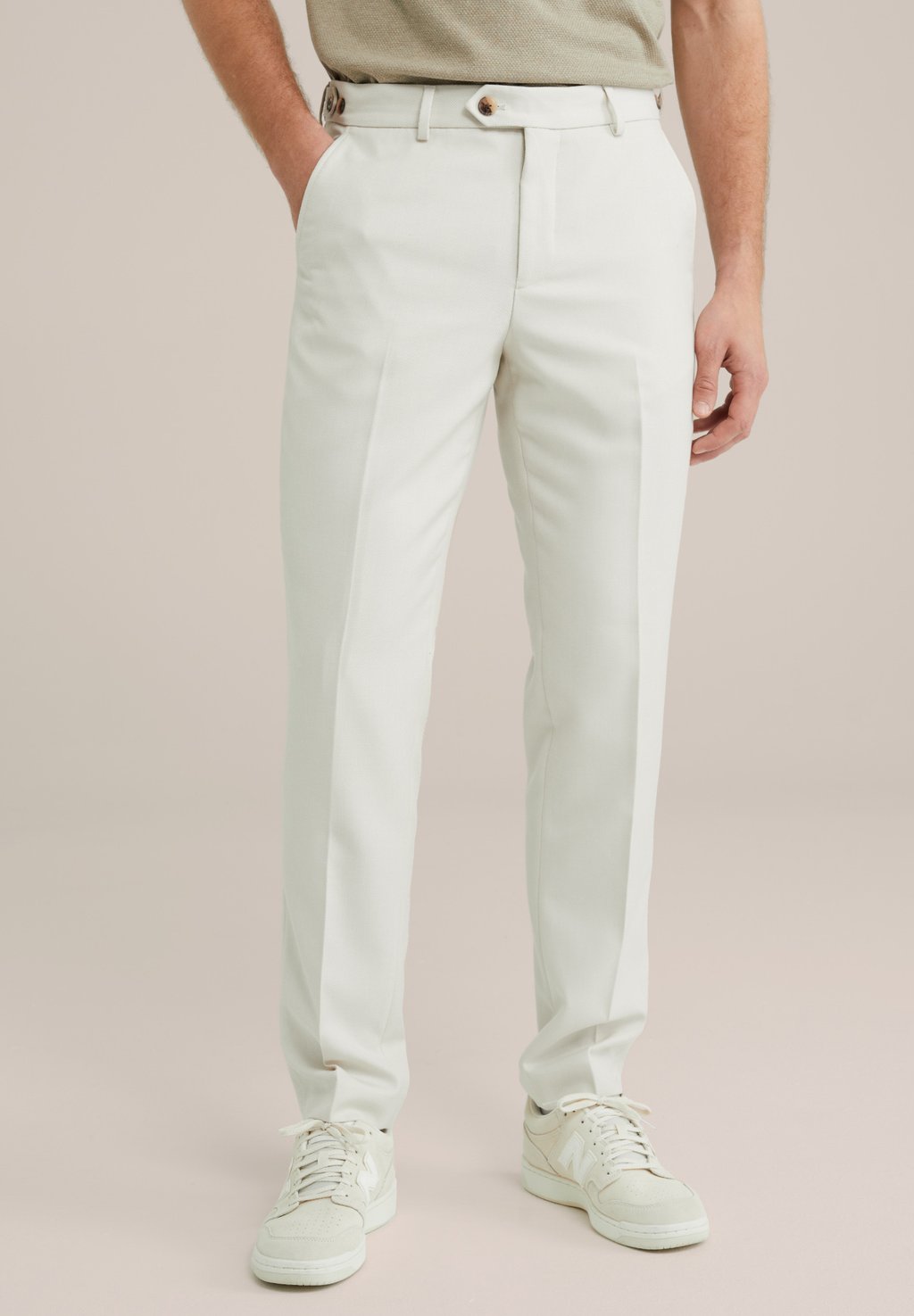 Чиносы WE Fashion, бежевый
Чиносы WE Fashion, бежевый