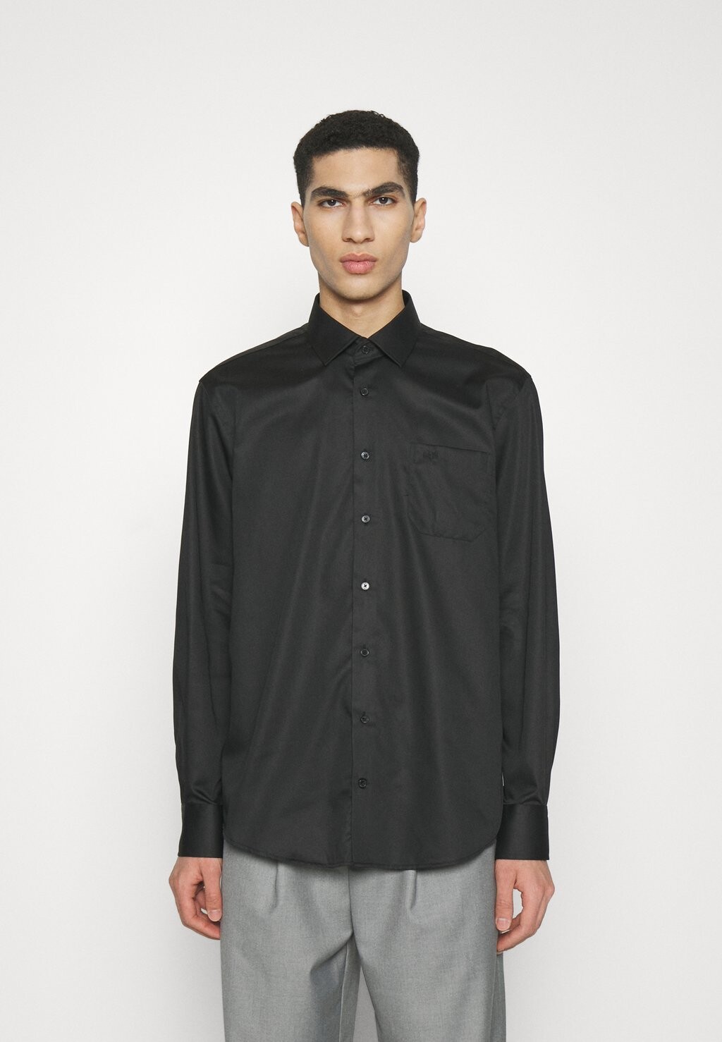 Деловая рубашка CONNOR Kigili, цвет black
Деловая рубашка CONNOR Kigili, цвет black