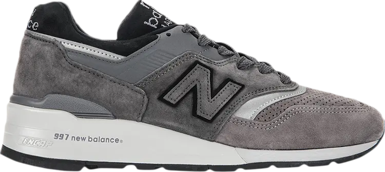 Кроссовки New Balance 997 Made In USA 'Winter Peaks', серый
Кроссовки New Balance 997 Made In USA 'Winter Peaks', серый