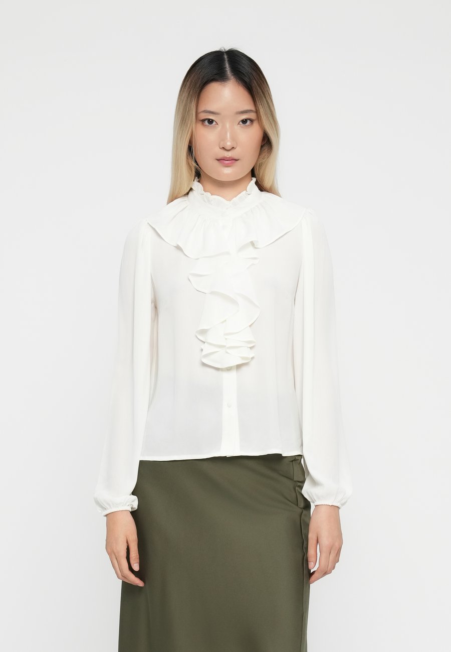Блуза VILA VIKABU RUFFEL NECK, Birch/Off-White
Блуза VILA VIKABU RUFFEL NECK, Birch/Off-White