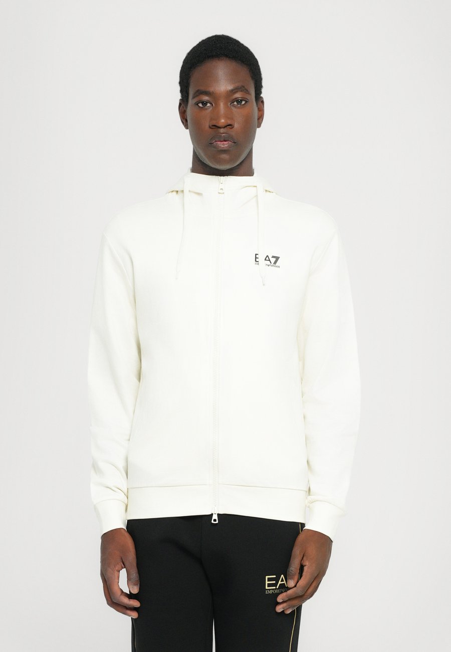 Худи EA7 Emporio Armani TRAIN CORE HOODIE, Vanilla Ice/Off-White
Худи EA7 Emporio Armani TRAIN CORE HOODIE, Vanilla Ice/Off-White