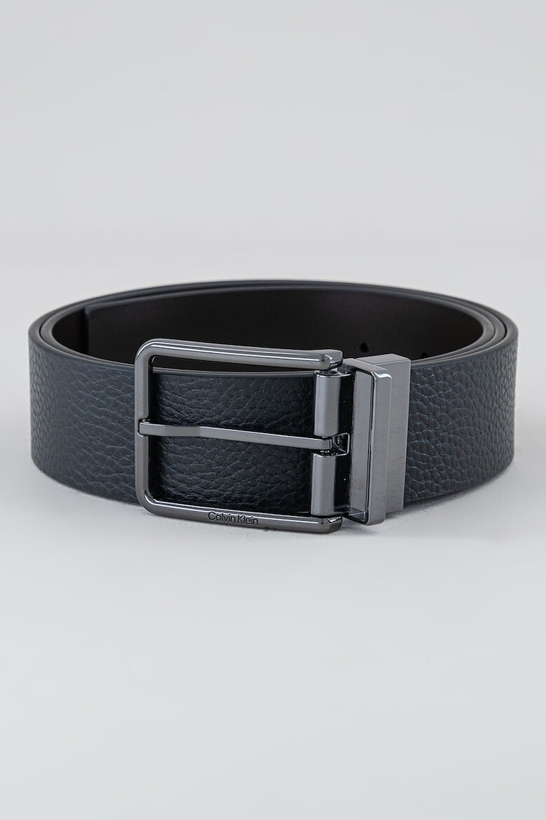 Мужской двусторонний ремень Calvin Klein из натуральной кожи
Мужской двусторонний ремень Calvin Klein из натуральной кожи