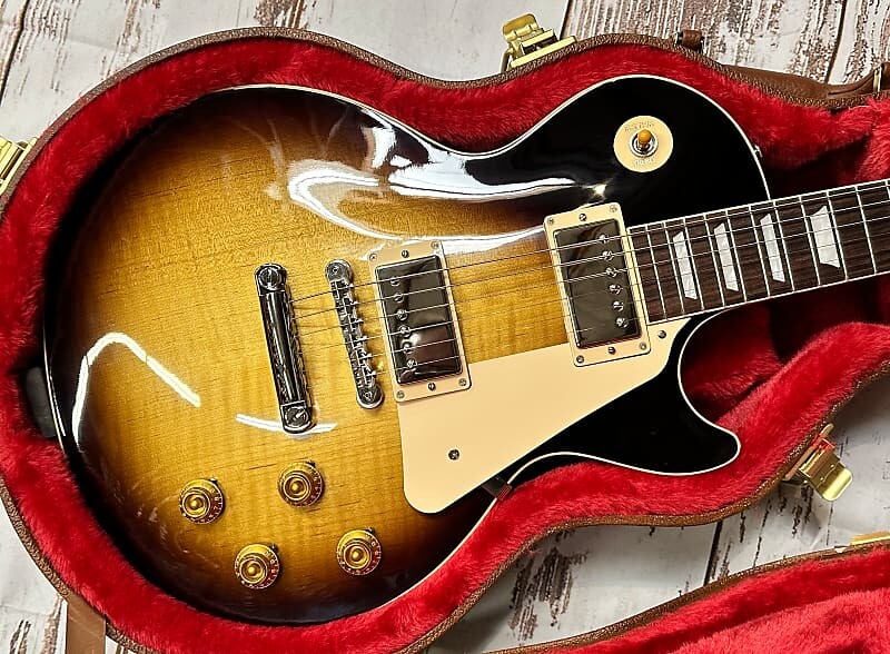 Gibson Les Paul Standard '50s 2023 - Tobacco Burst New Unplayed Auth Dlr 9lbs 12oz #208
Gibson Les Paul Standard '50s 2023 - Tobacco Burst New Unplayed Auth Dlr 9lbs 12oz #208