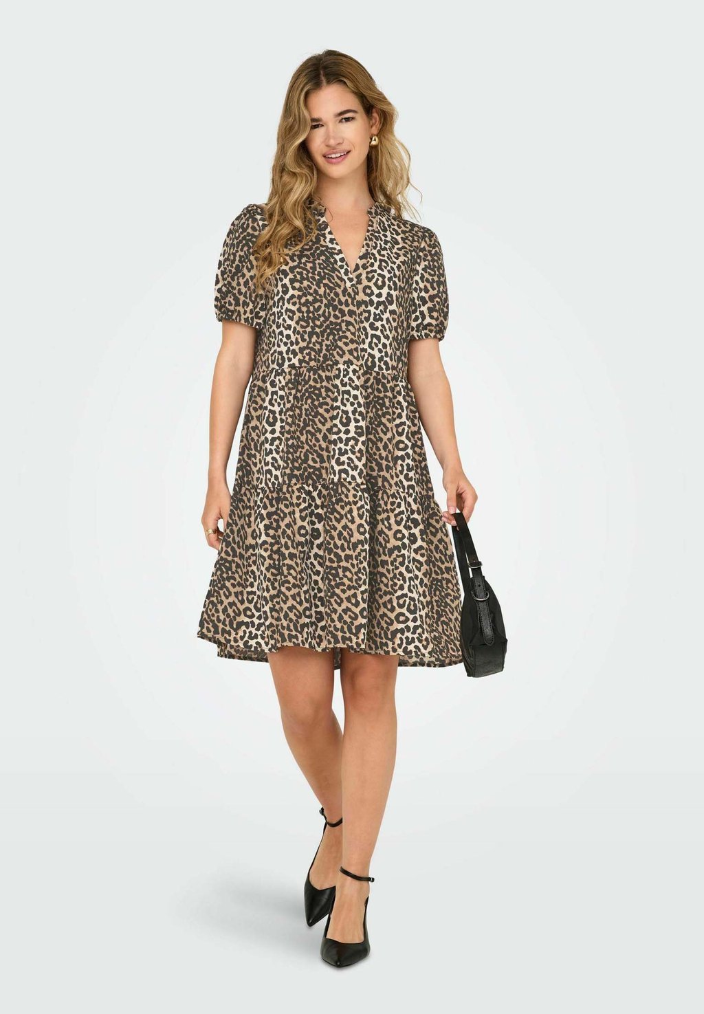 Повседневное платье ONLNOVA KURZES ONLY, коричневый
Повседневное платье ONLNOVA KURZES ONLY, коричневый