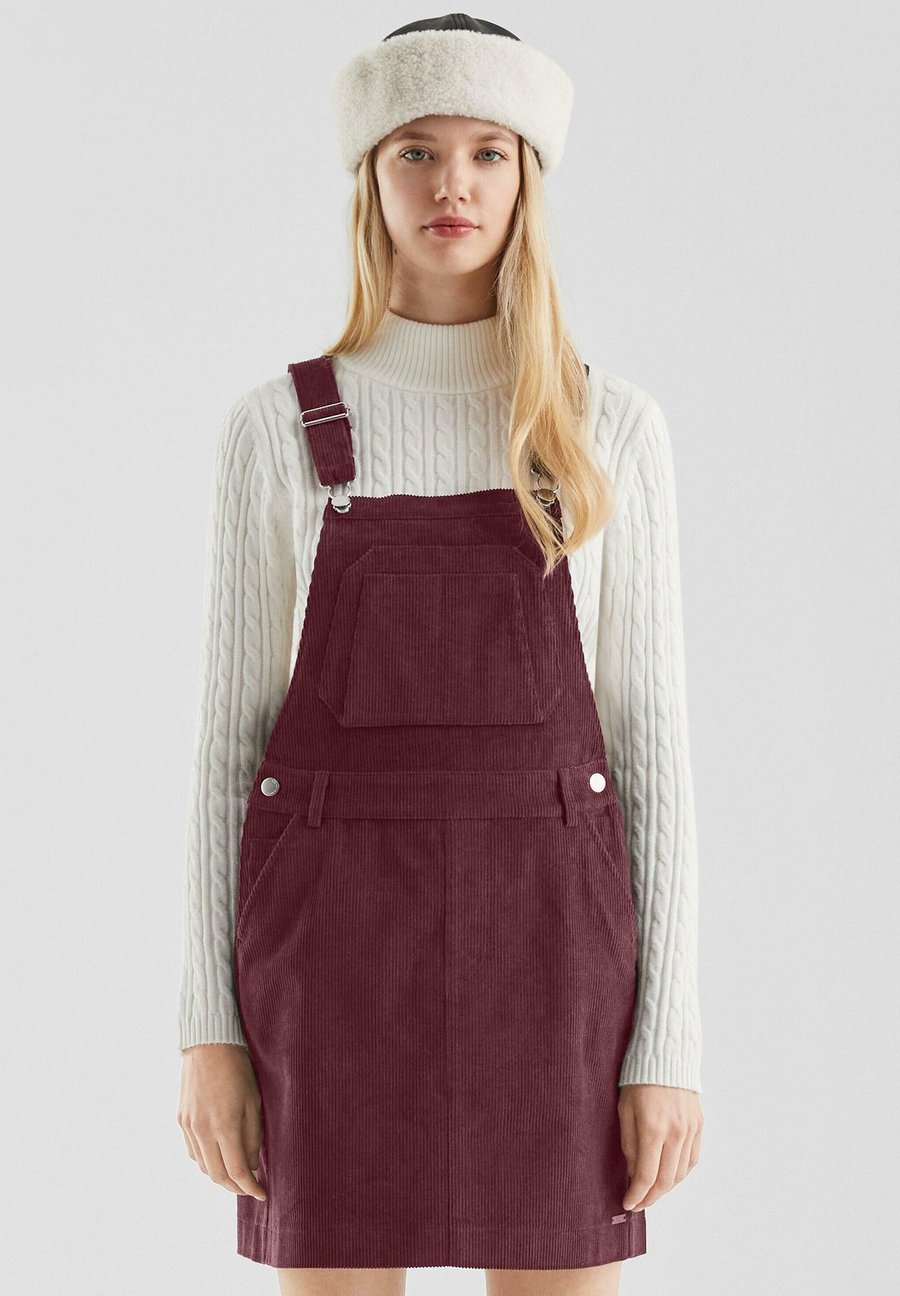 Платье QS KLEID, Bordeaux/Red
Платье QS KLEID, Bordeaux/Red