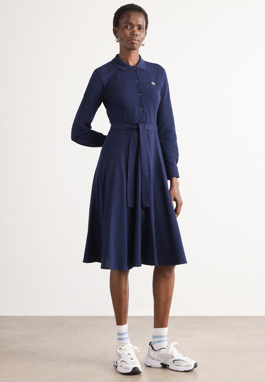 Платье Lacoste Shirt dress, Navy Blue/Dark Blue
Платье Lacoste Shirt dress, Navy Blue/Dark Blue
