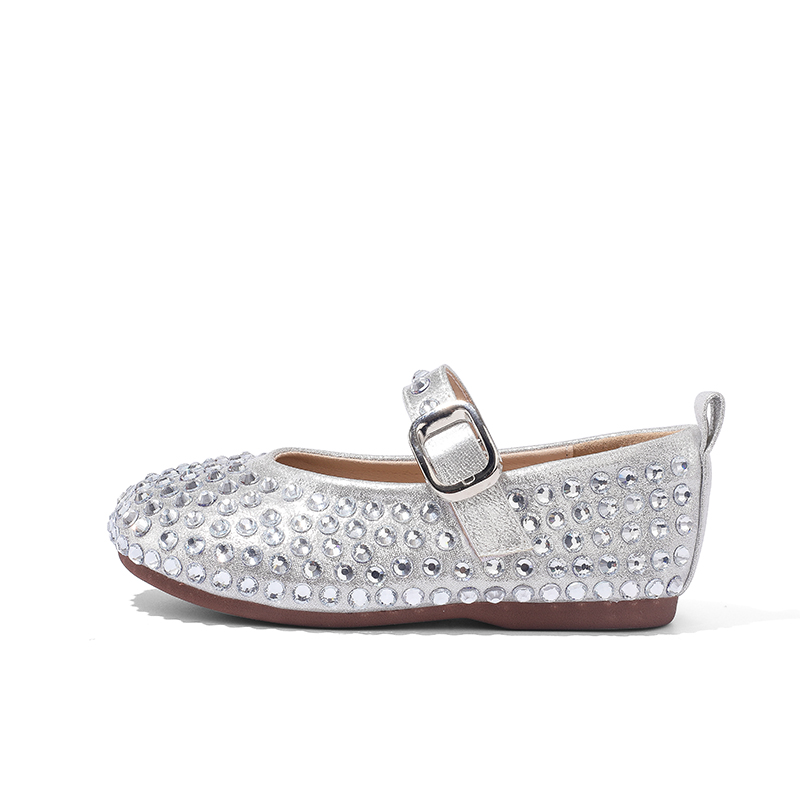 Кожаные туфли ABC DOUKIDS для детей ABCdoukids, серебряный
Кожаные туфли ABC DOUKIDS для детей ABCdoukids, серебряный