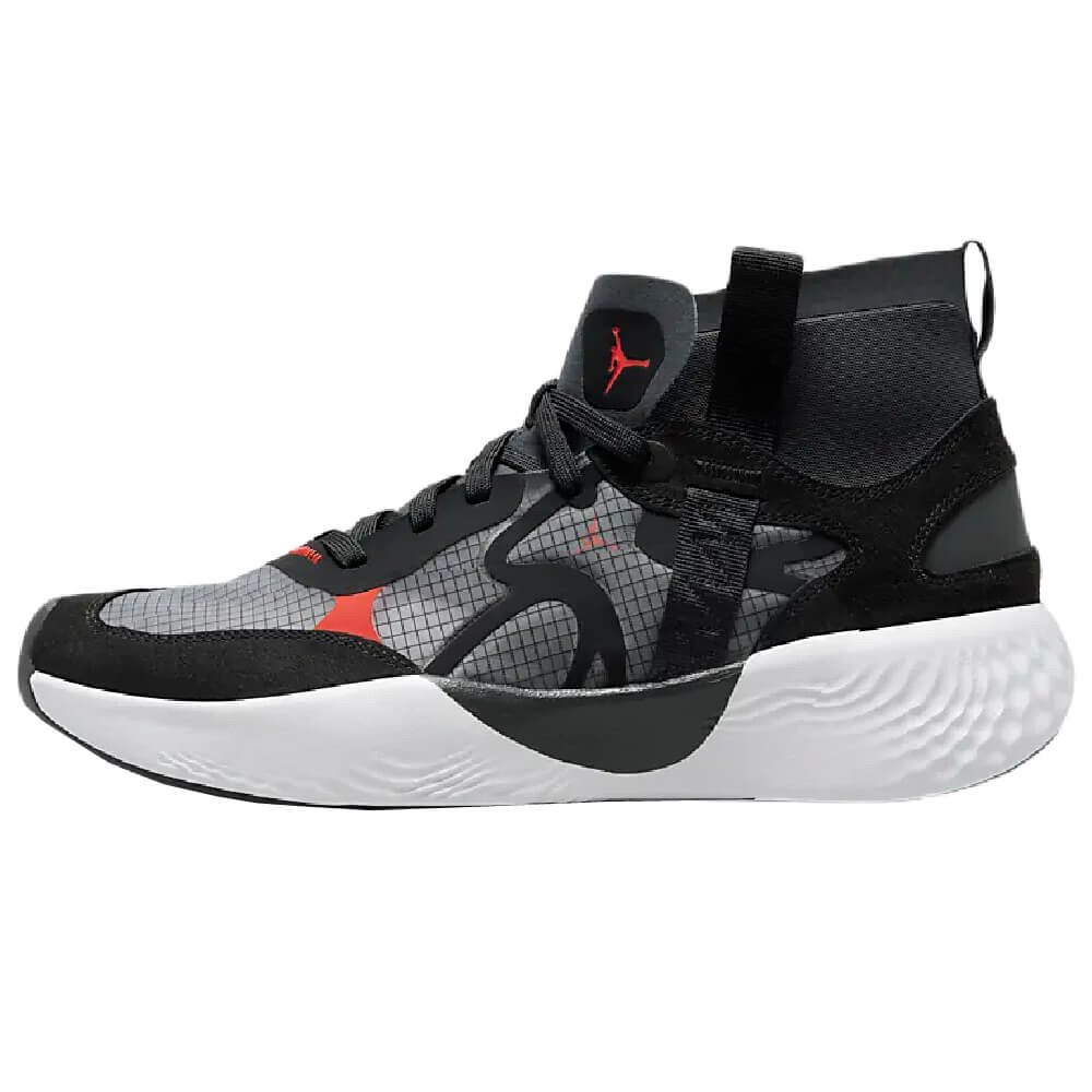 Кроссовки Nike Air Jordan Delta 3 Mid, черный/серый/белый 
Кроссовки Nike Air Jordan Delta 3 Mid, черный/серый/белый