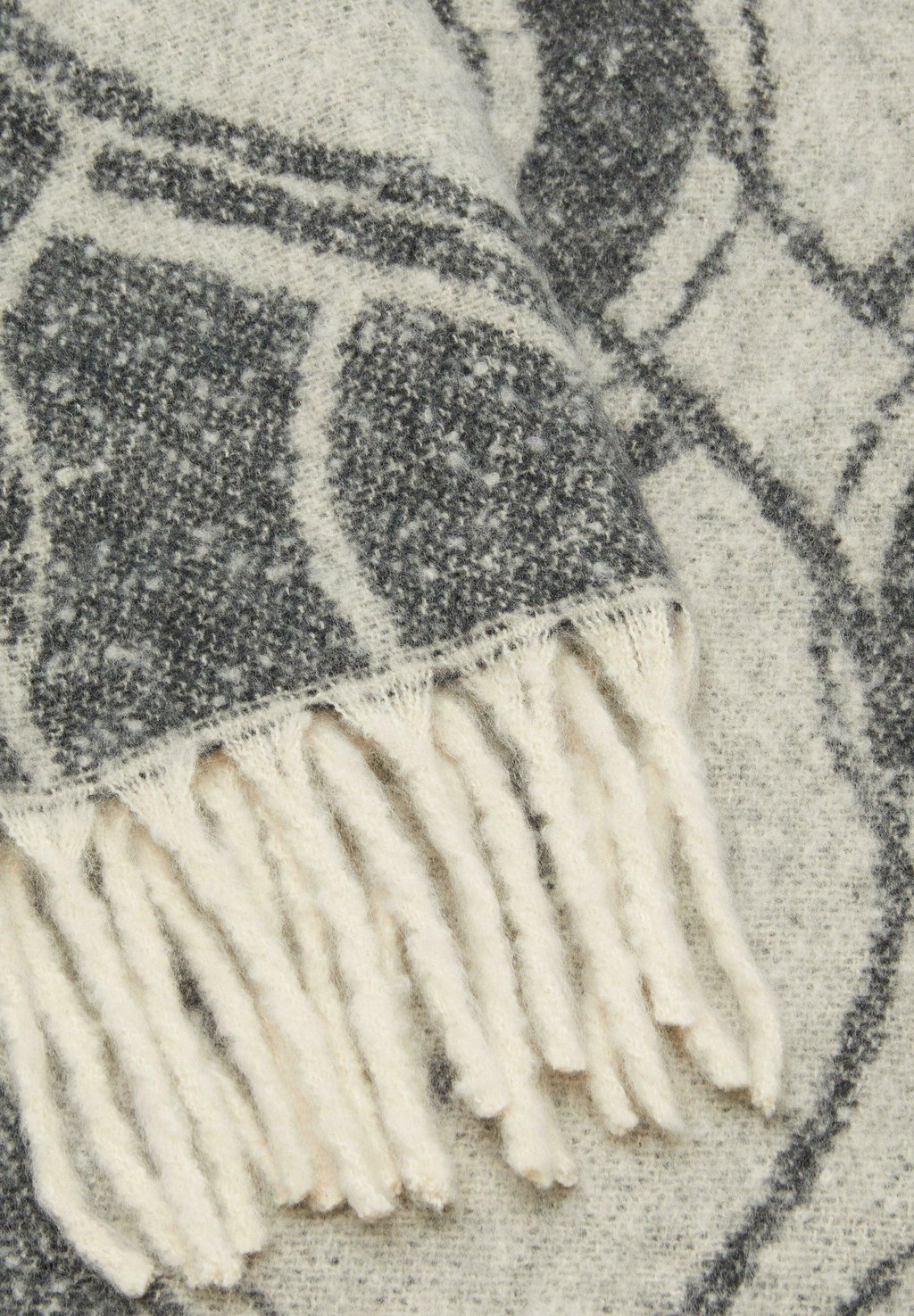 Шарф JACQUARD comma, песочный
Шарф JACQUARD comma, песочный