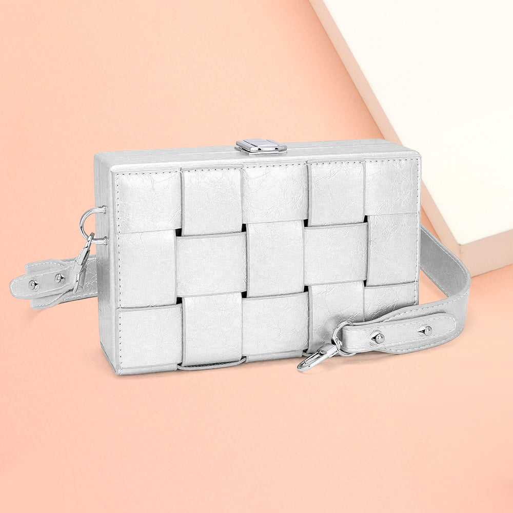 Искусственная кожа плетеная квадратная сумка-кроссбоди FASHNZFAB, серебряный
Искусственная кожа плетеная квадратная сумка-кроссбоди FASHNZFAB, серебряный