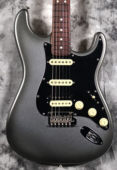 Fender - American Professional II Stratocaster HSS
Fender - American Professional II Stratocaster HSS
