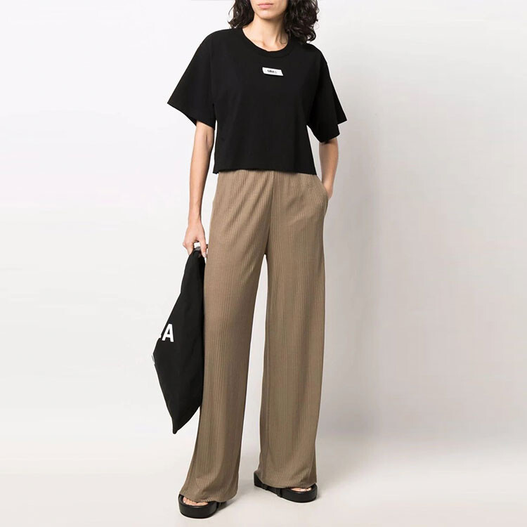 Топ укороченный Mm6 Maison Margiela женский, черный
Топ укороченный Mm6 Maison Margiela женский, черный