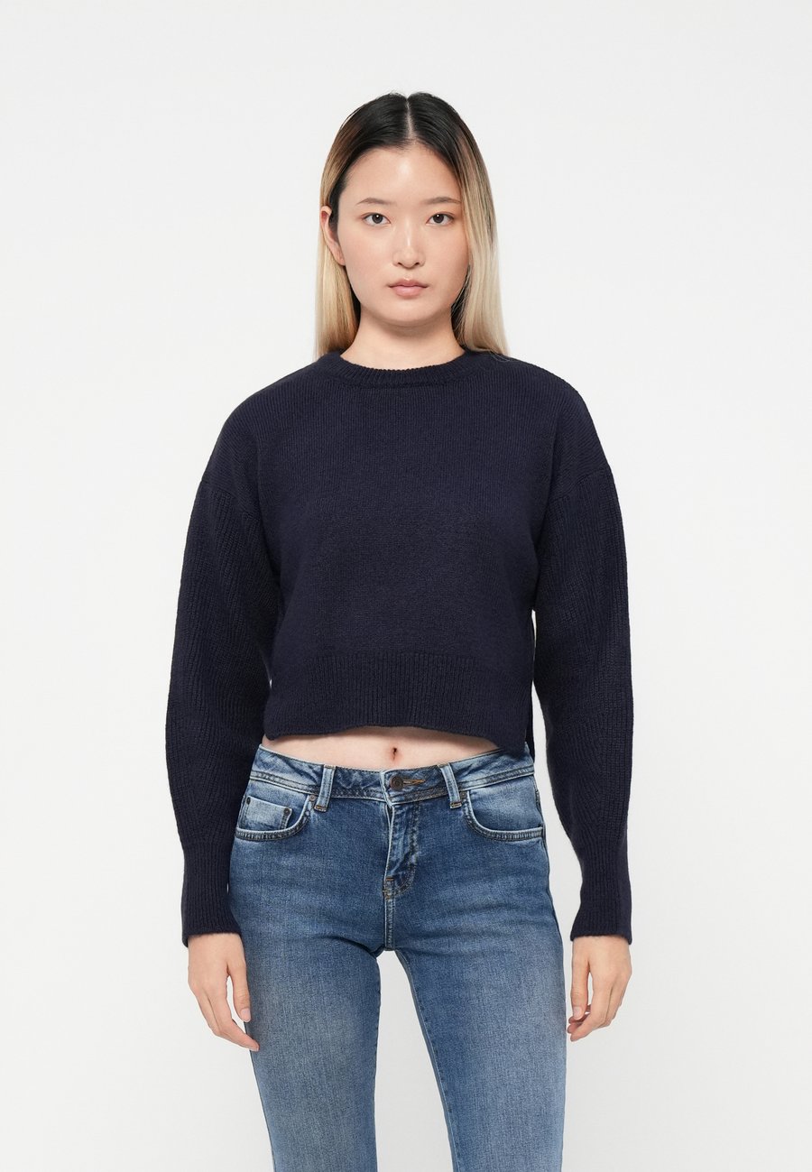 Джемпер LTB FANOPE, Sky Captain/Dark Blue
Джемпер LTB FANOPE, Sky Captain/Dark Blue