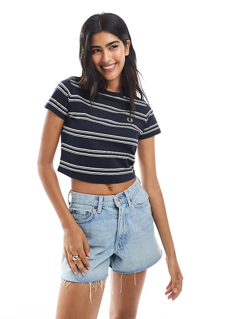 Футболка Fred Perry в полоску темно-синего цвета
Футболка Fred Perry в полоску темно-синего цвета