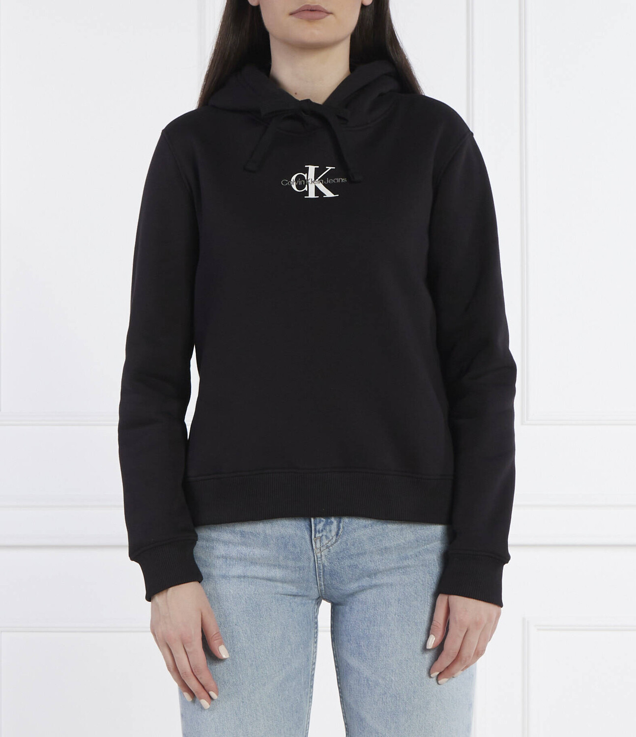 Толстовка CALVIN KLEIN JEANS monologo Regular Fit, черный
Толстовка CALVIN KLEIN JEANS monologo Regular Fit, черный