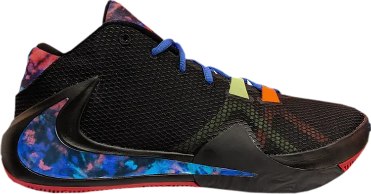 Кроссовки Nike Zoom Freak 1 'EYBL', черный
Кроссовки Nike Zoom Freak 1 'EYBL', черный