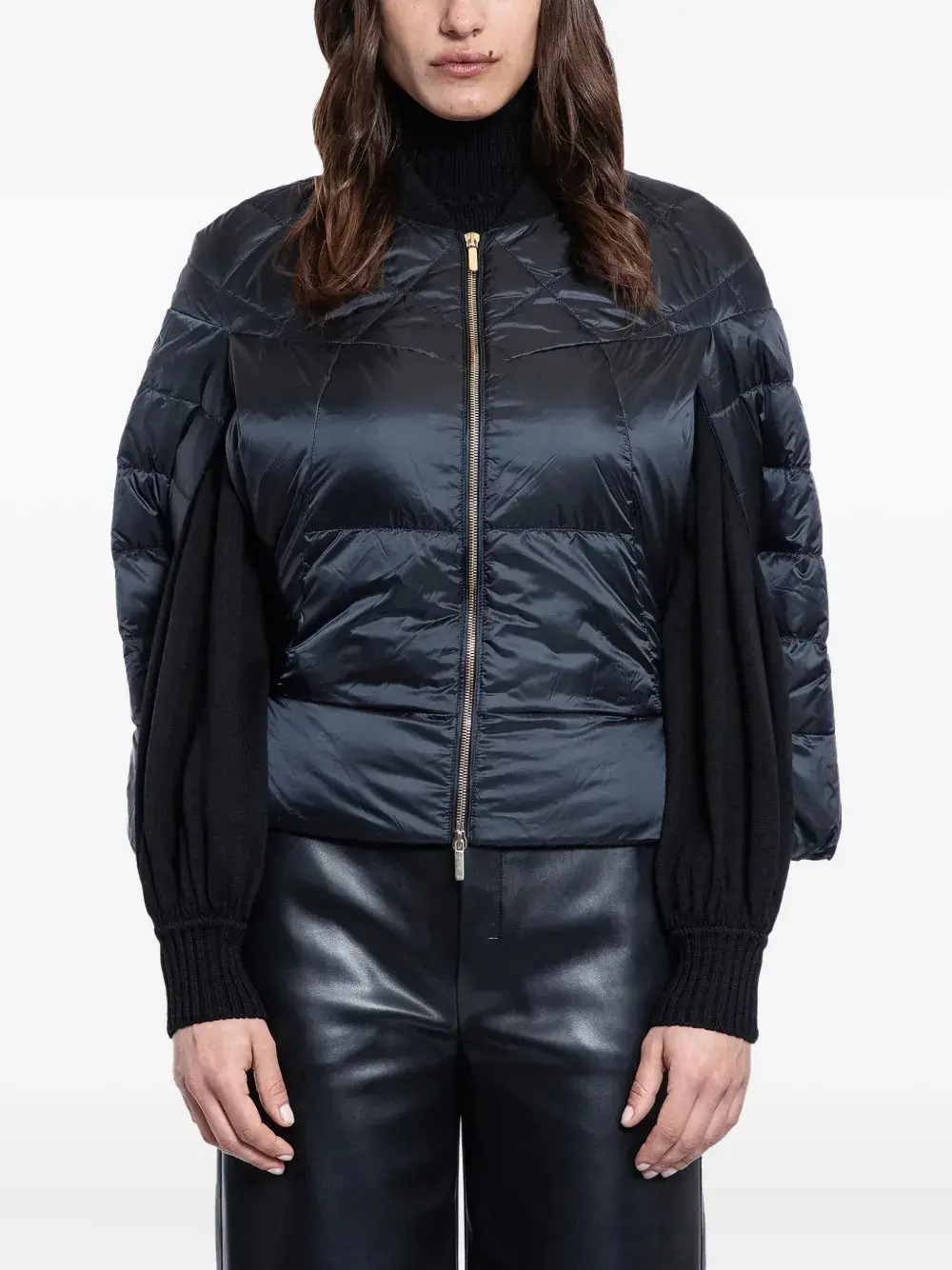 Стеганая пуховая накидка 'S Max Mara, синий
Стеганая пуховая накидка 'S Max Mara, синий