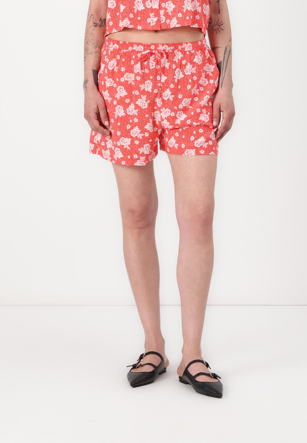 Шорты Tommy Jeans, белый
Шорты Tommy Jeans, белый