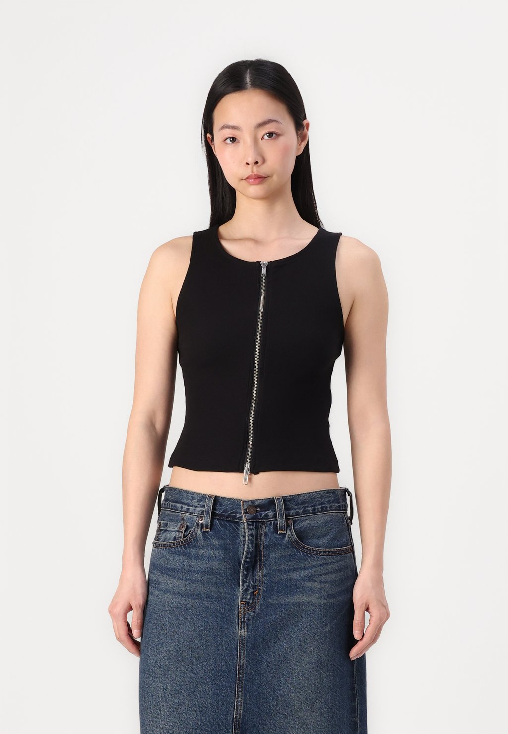 Топ Even&Odd, черный
Топ Even&Odd, черный