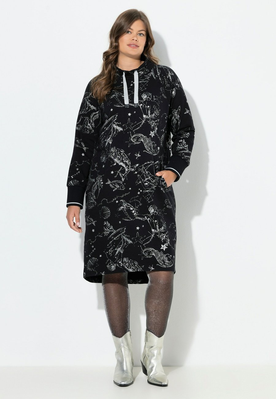 Платье LAURASØN LANGARM, LEISTENTASCHEN, Graphite/Black
Платье LAURASØN LANGARM, LEISTENTASCHEN, Graphite/Black