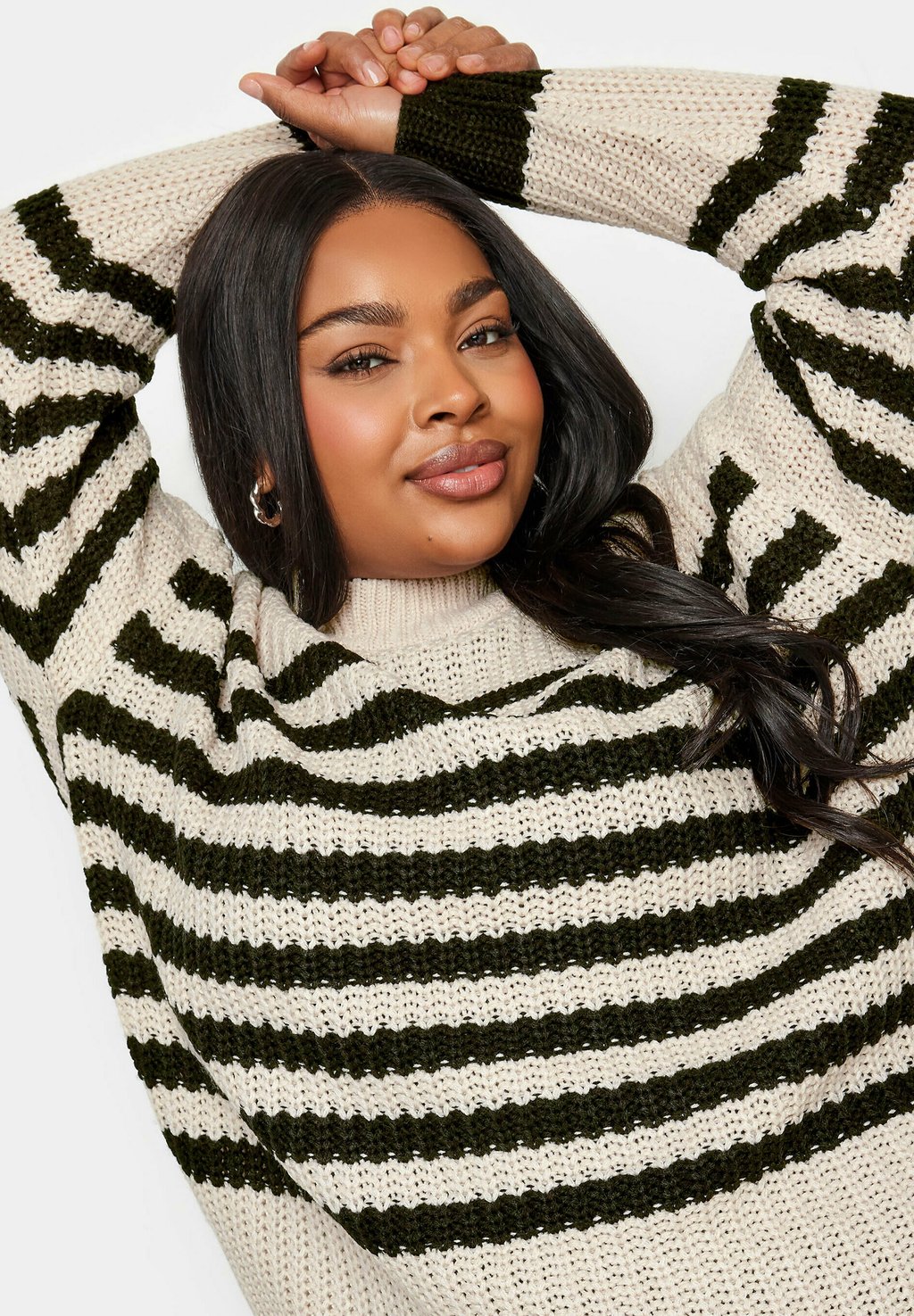 Джемпер Yours Clothing, бежевый 
Джемпер Yours Clothing, бежевый