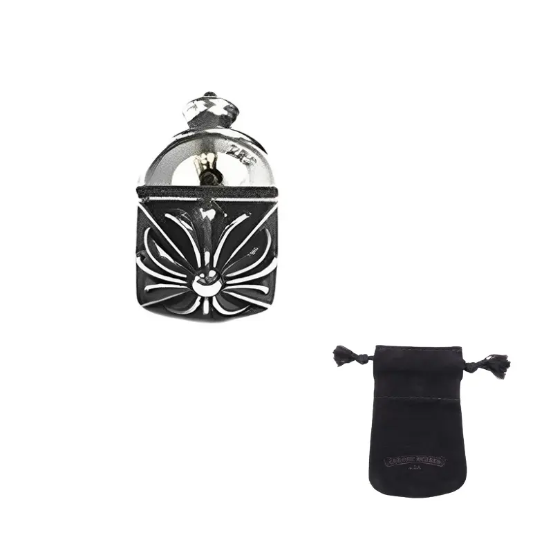 Серьги-гвоздики унисекс Chrome Hearts, серебряный
Серьги-гвоздики унисекс Chrome Hearts, серебряный